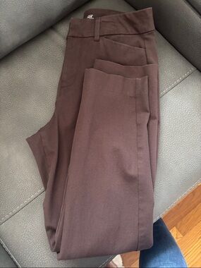 Old Navy Woman’s Brown High Rise Pixie Skinny Ankle Pants